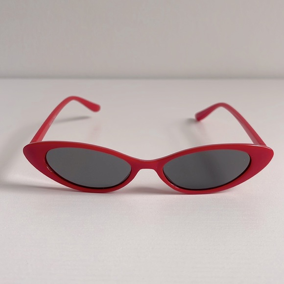 Sunglasses - Picture 1 of 6